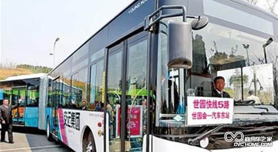 商用車(chē)之家 18米大通道公交車(chē)