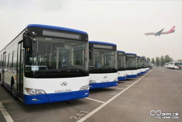 充電站正式投運 大金龍純電動(dòng)車(chē)交付首都機場(chǎng)