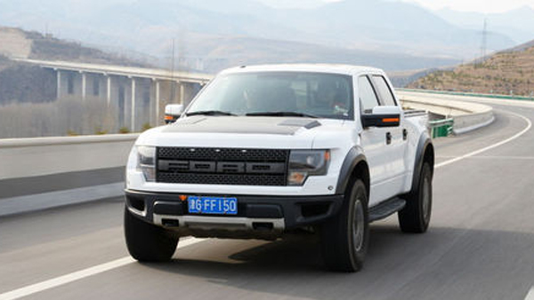 F-150沒(méi)有那種跳躍感，更像是SUV