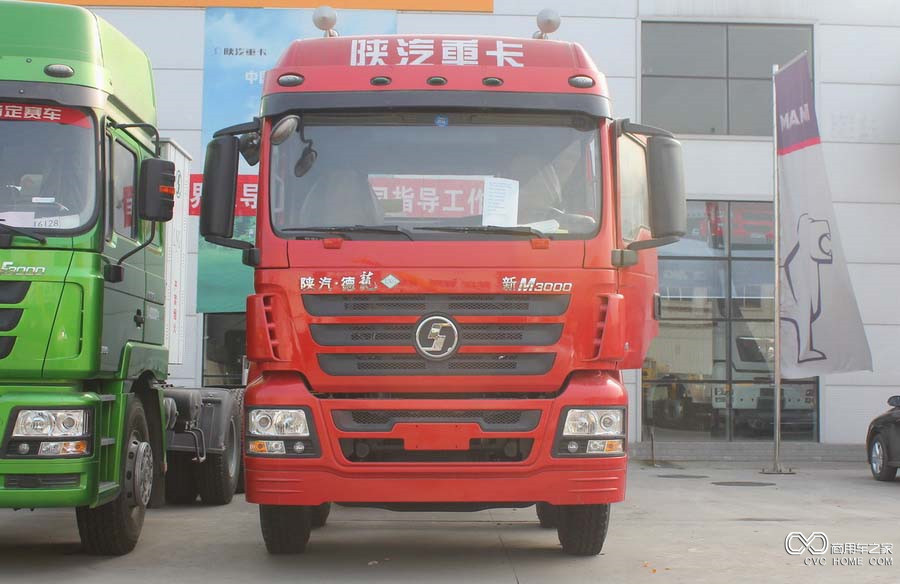 陜汽 德龍M3000重卡 336馬力 8X4 倉(cāng)柵載貨車(LNG) (SX5316CCYGR456TL)