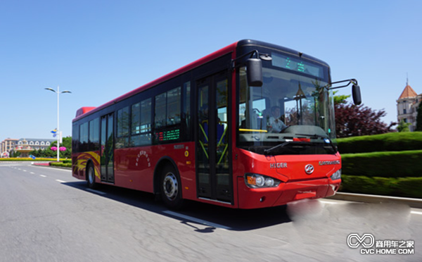 海格插電式氣電混合動(dòng)力公交車(chē)扮靚5A景區