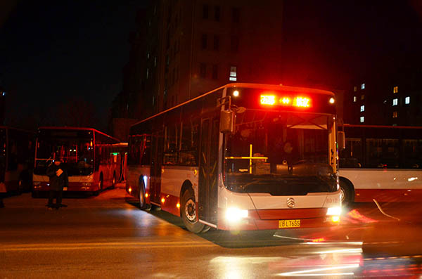 1 大連正通使用金旅純電動(dòng)客車(chē).jpg